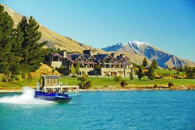 New Zealand’s Autumn Colors in Luxury